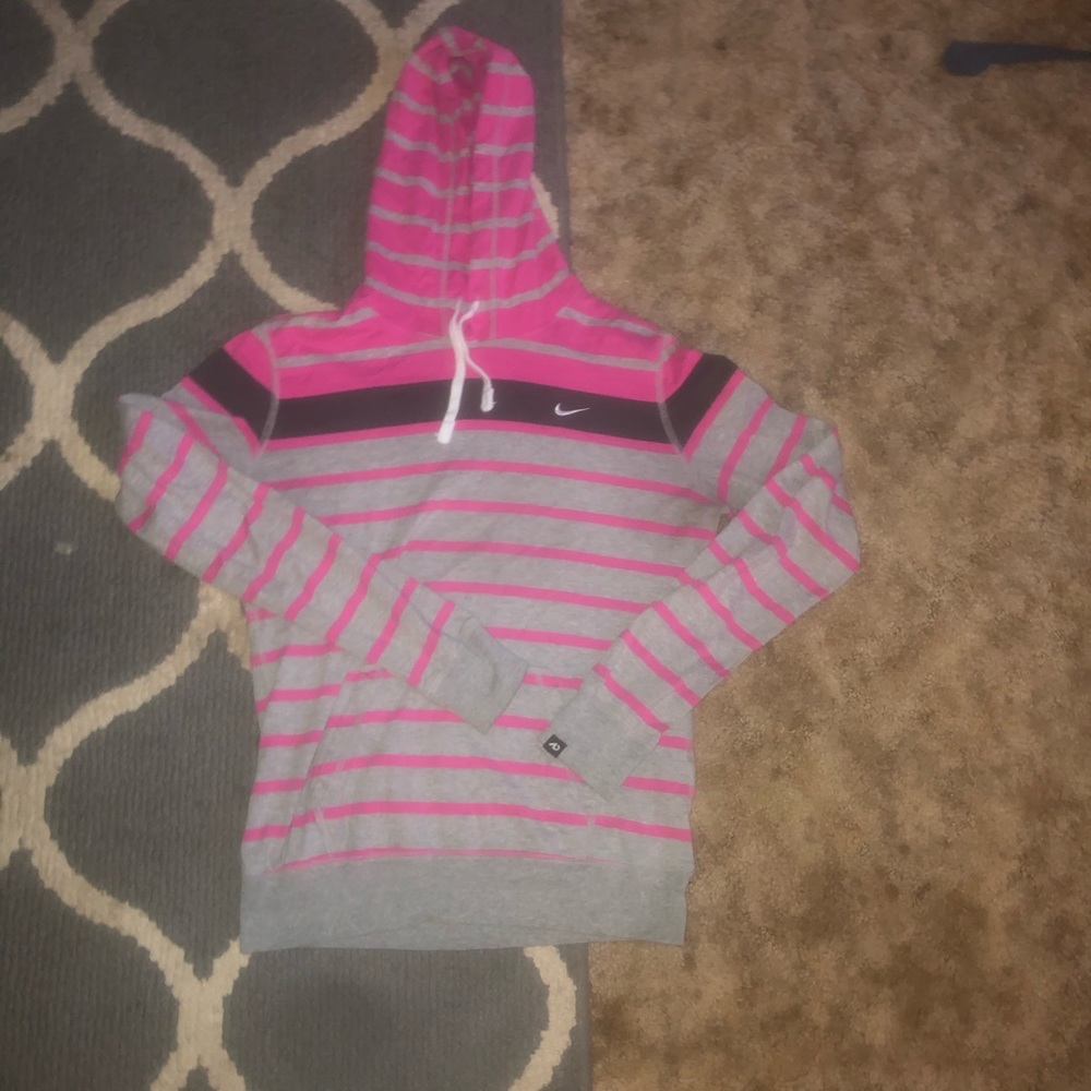 nike hoodie